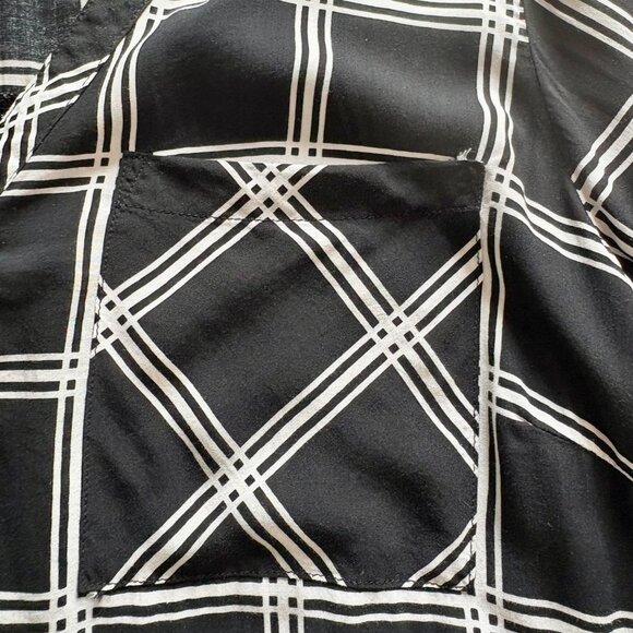 Old Navy Womens Black & White Button Up Plaid Long Sleeve V-Neck Blouse XL - Picture 8 of 15
